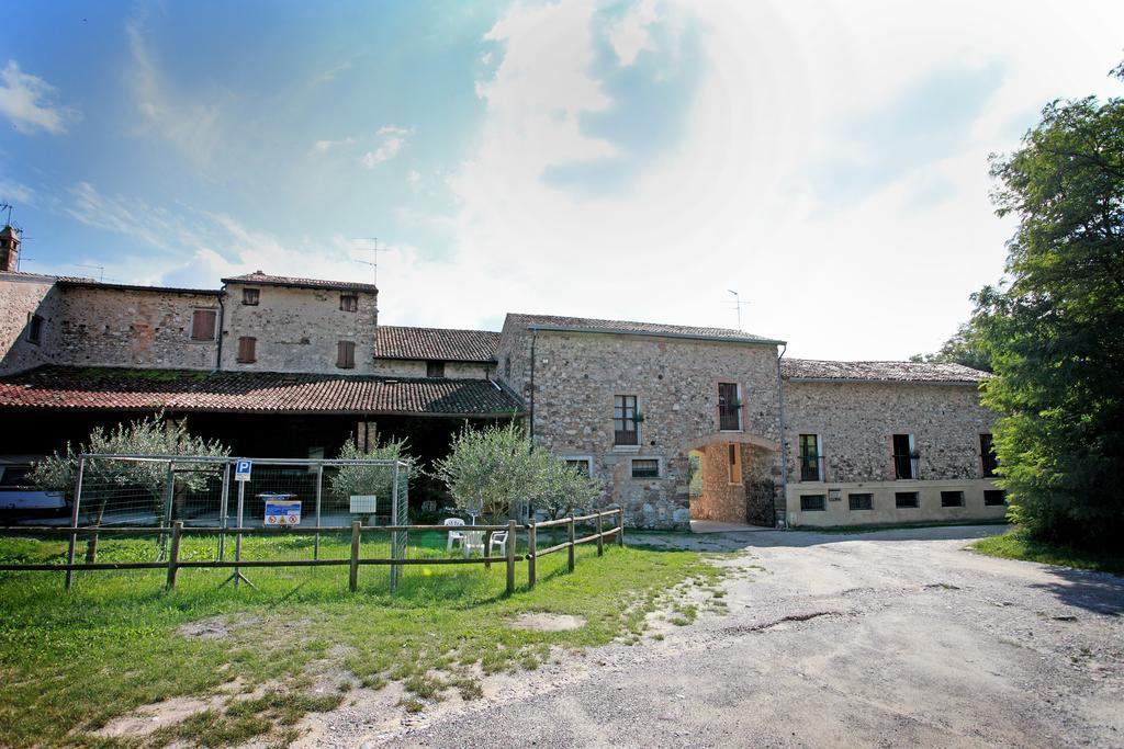 Agriturismo Licensi Del Bresa Villa Monzambano Bilik gambar