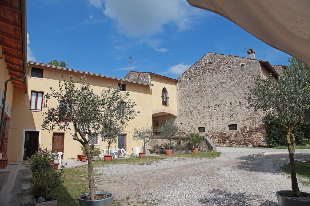 Agriturismo Licensi Del Bresa Villa Monzambano Bilik gambar
