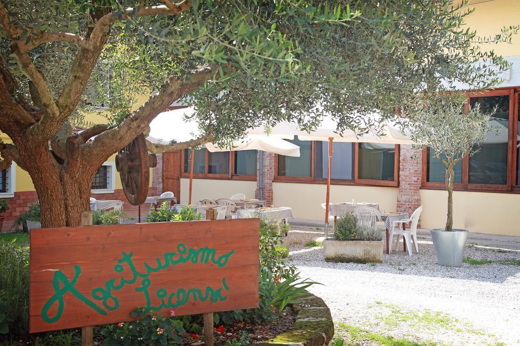 Agriturismo Licensi Del Bresa Villa Monzambano Bilik gambar