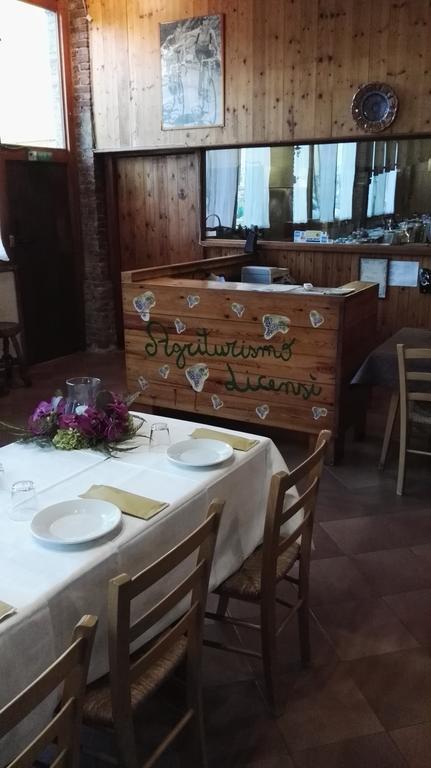 Agriturismo Licensi Del Bresa Villa Monzambano Luaran gambar